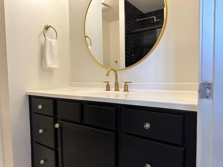 Vine City Home - Duplex - 3 Mins From Gwcc & Mercedes- Benz Stadium AtlantaAtlanta  Kültér fotó
