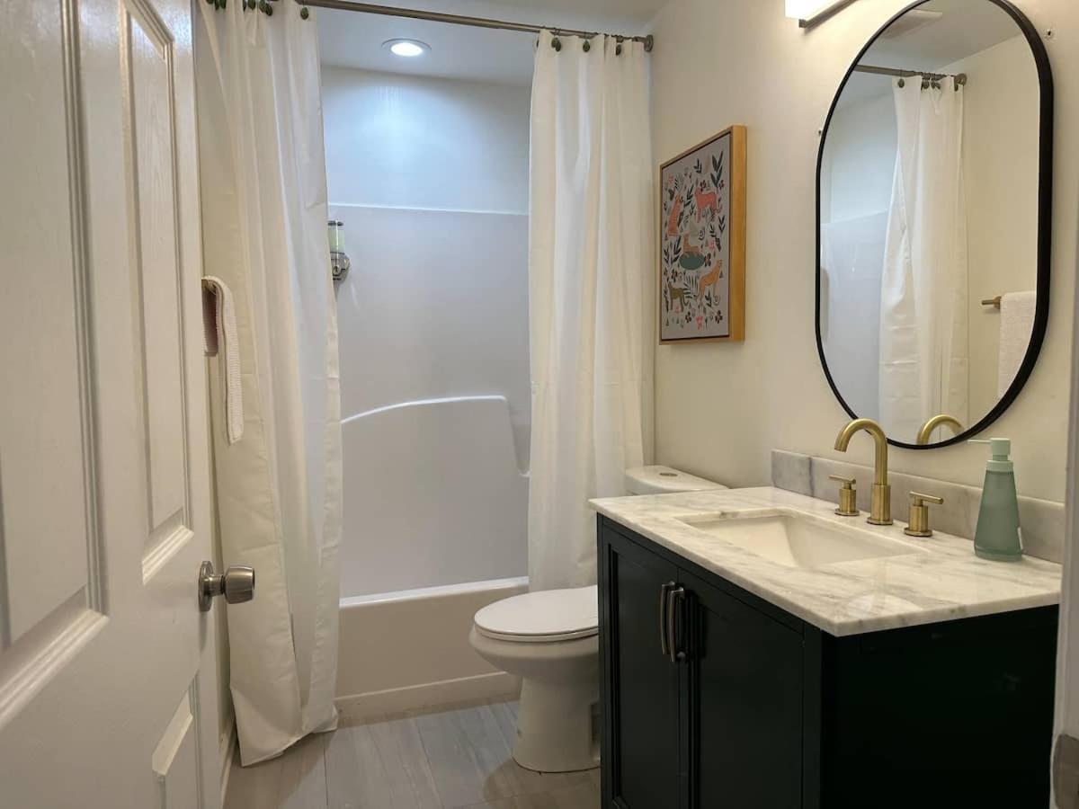 Vine City Home - Duplex - 3 Mins From Gwcc & Mercedes- Benz Stadium AtlantaAtlanta  Kültér fotó